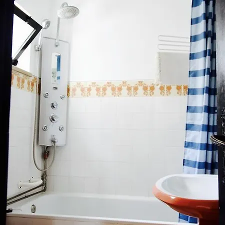 Climb & Surfcamp Quinta Formosinho Apartment *